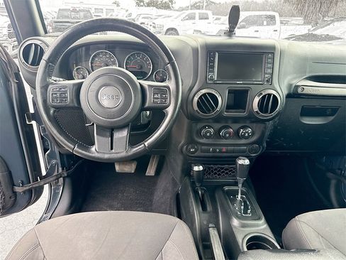 Used 2017 Jeep Wrangler Unlimited Sport w/ Connectivity Group image 25