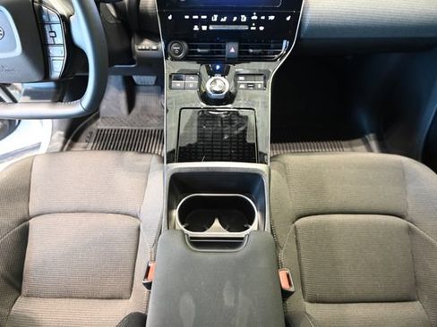 Certified 2025 Subaru Solterra AWD/4WD image 25