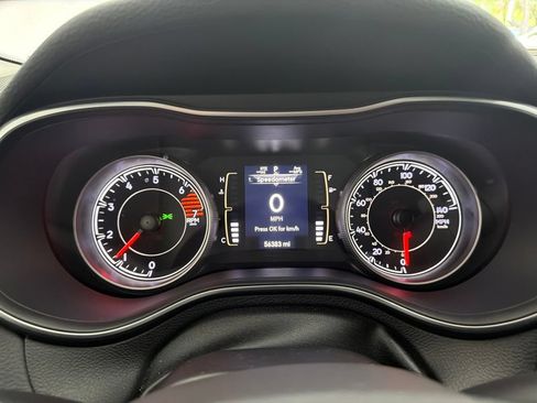 Used 2020 Jeep Cherokee Latitude FWD image 32