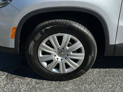 Used 2017 Volkswagen Tiguan Limited image 10