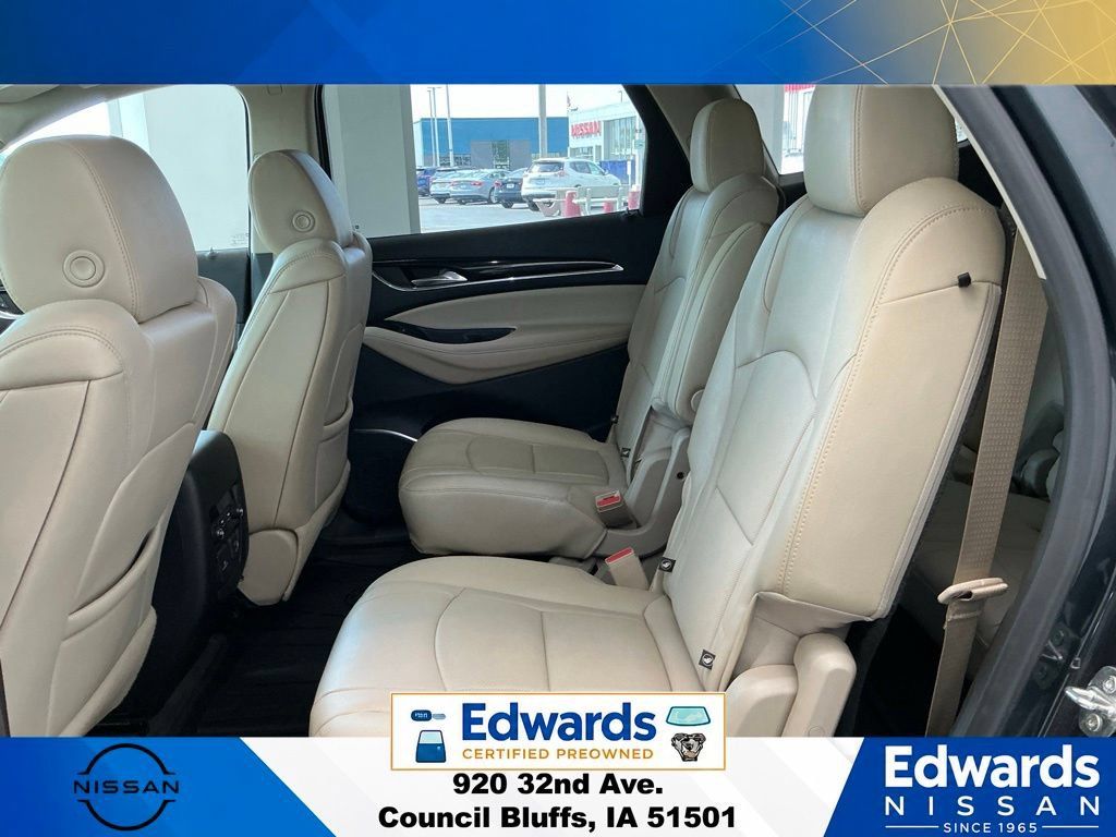 Used 2021 Buick Enclave Essence w/ Sound and Sites Package AWD/4WD image 16
