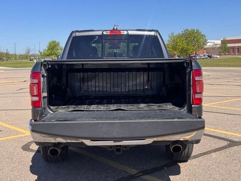 Used 2020 RAM 1500 Laramie AWD/4WD image 34