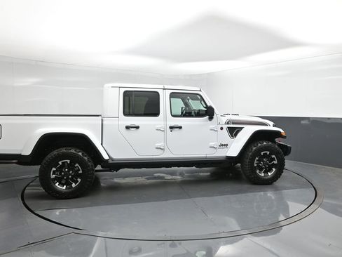 New 2026 Jeep Gladiator Rubicon AWD/4WD image 11