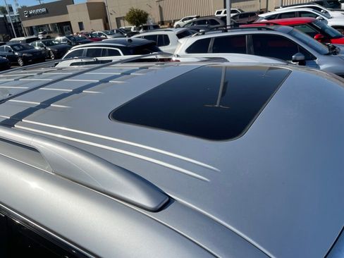 Used 2016 INFINITI QX80 4WD w/ Driver's Assistance Package image 4