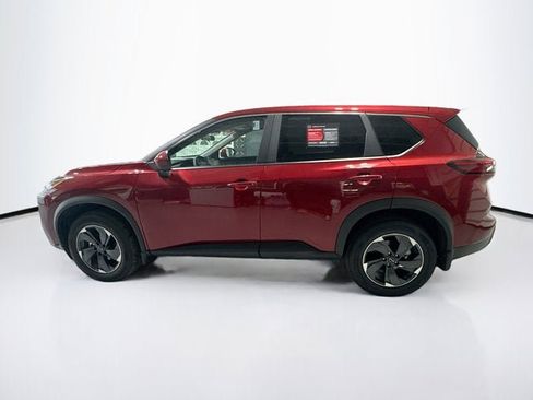 Certified 2025 Nissan Rogue SV image 8