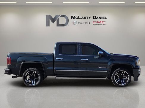 Used 2018 GMC Sierra 1500 Denali image 6