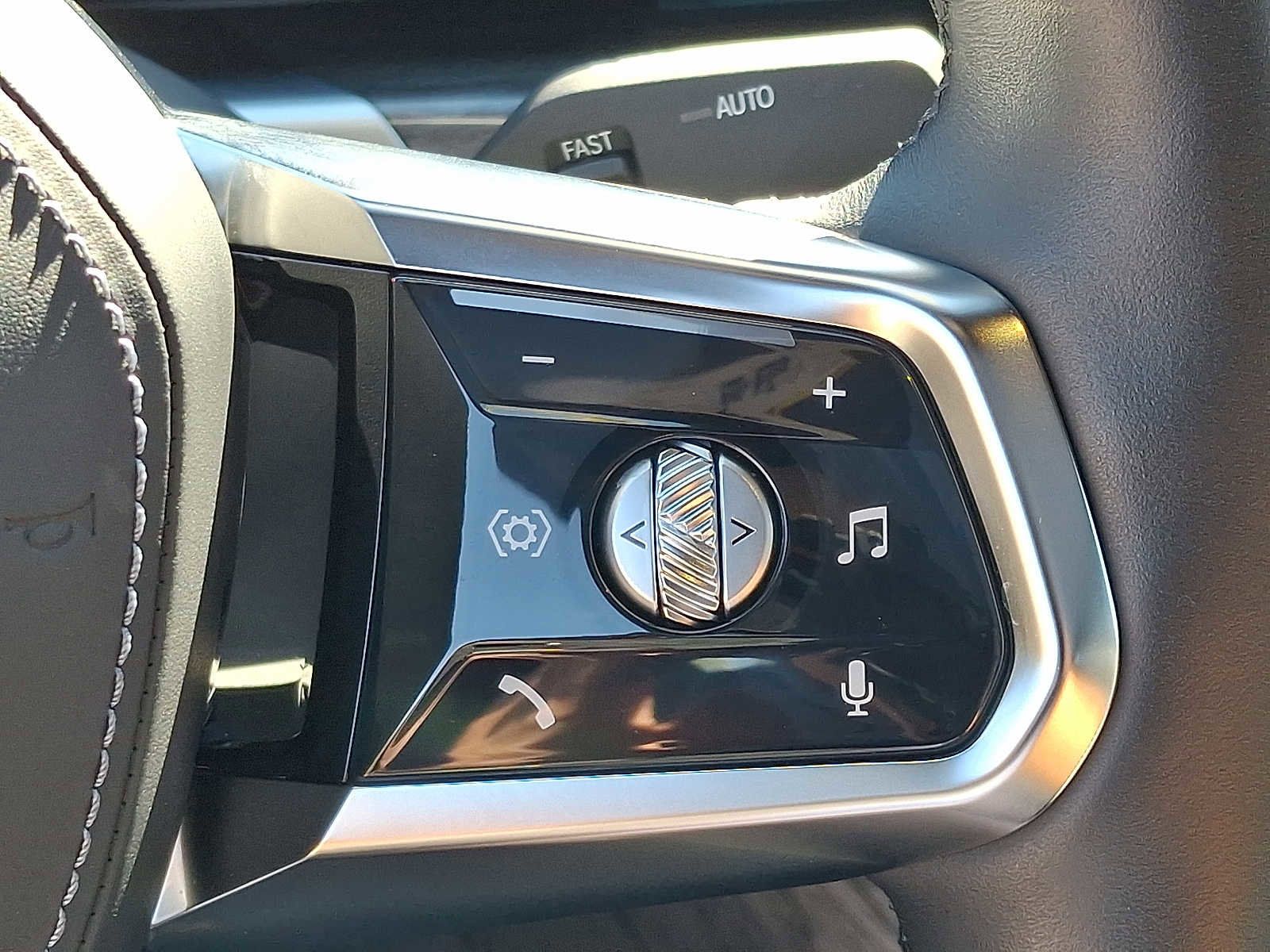 Used 2024 BMW i7 eDrive50 w/ M Sport Package RWD image 23