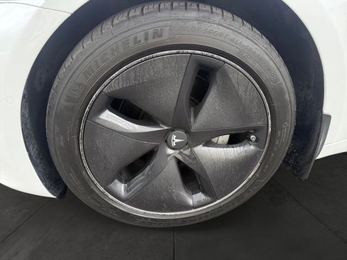 Used 2019 Tesla Model 3 Long Range AWD/4WD image 9