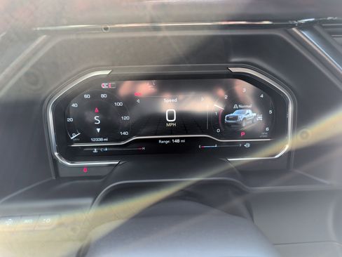 Used 2025 GMC Sierra 1500 AT4X image 19