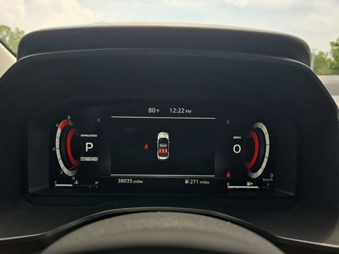 Used 2024 Nissan Rogue Platinum w/ Platinum Premium Package FWD image 24