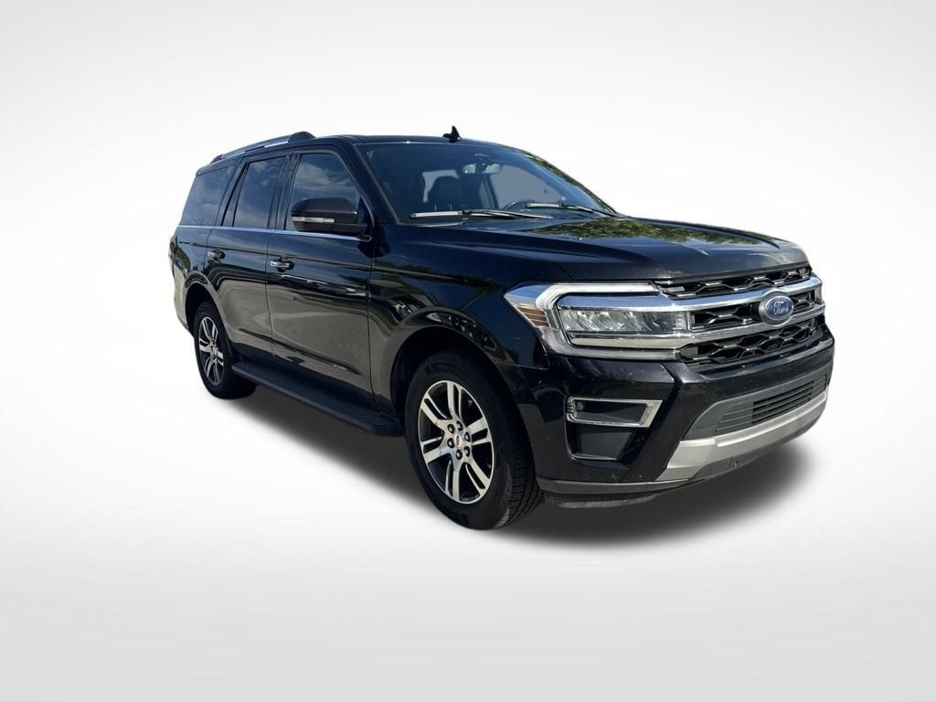 Used 2024 Ford Expedition Limited RWD image 2