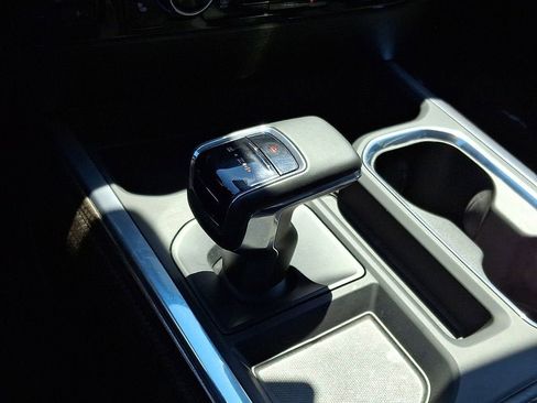 Certified 2025 Chevrolet Silverado 1500 RST AWD/4WD image 15