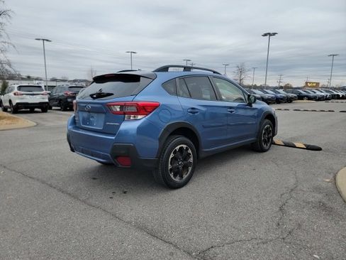 Used 2023 Subaru Crosstrek 2.0i image 5