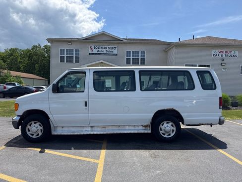 Used 2007 Ford E-350 and Econoline 350 XL RWD image 1