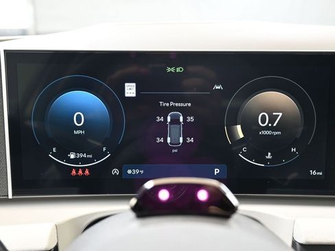 New 2026 Hyundai Tucson Limited image 26