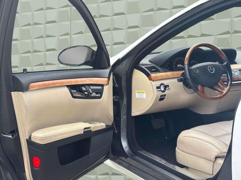 Used 2007 Mercedes-Benz S 550 image 12