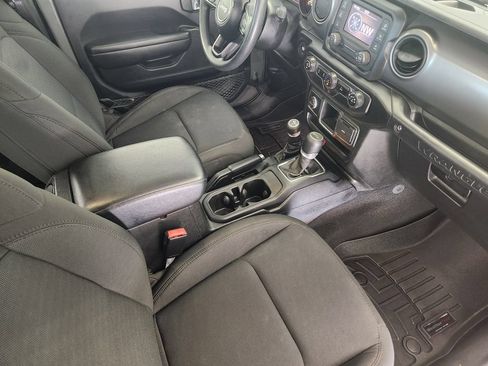 Used 2021 Jeep Wrangler Sport AWD/4WD image 27