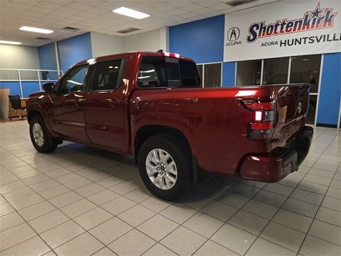 Used 2024 Nissan Frontier SV w/ SV Convenience Package image 6