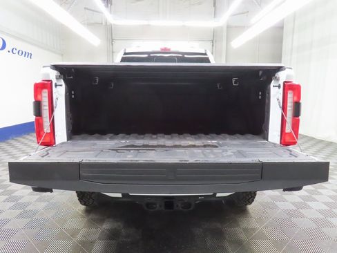 Used 2024 Ford F250 Lariat w/ Lariat Ultimate Package image 43