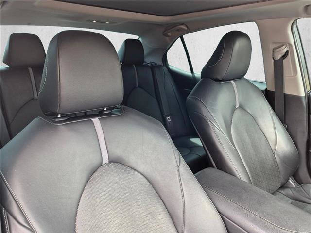 Used 2018 Toyota Camry XSE FWD image 25