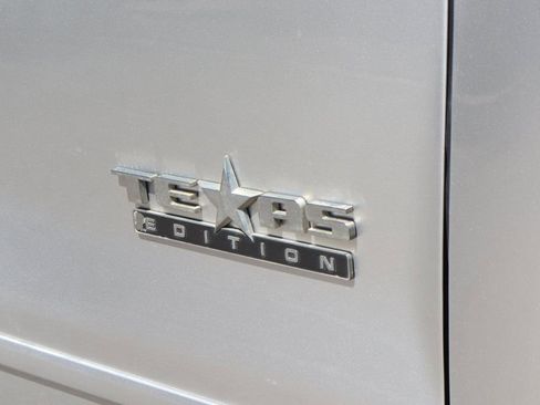 Used 2018 Chevrolet Silverado 1500 LT w/ Texas Edition image 46