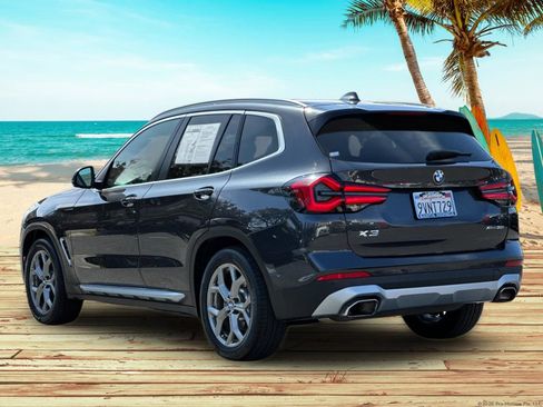 Used 2022 BMW X3 xDrive30i w/ Convenience Package AWD/4WD image 4