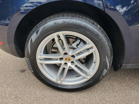 Used 2018 Porsche Macan S AWD/4WD image 37