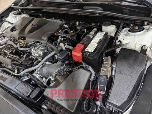 Used 2022 Toyota Camry SE image 29