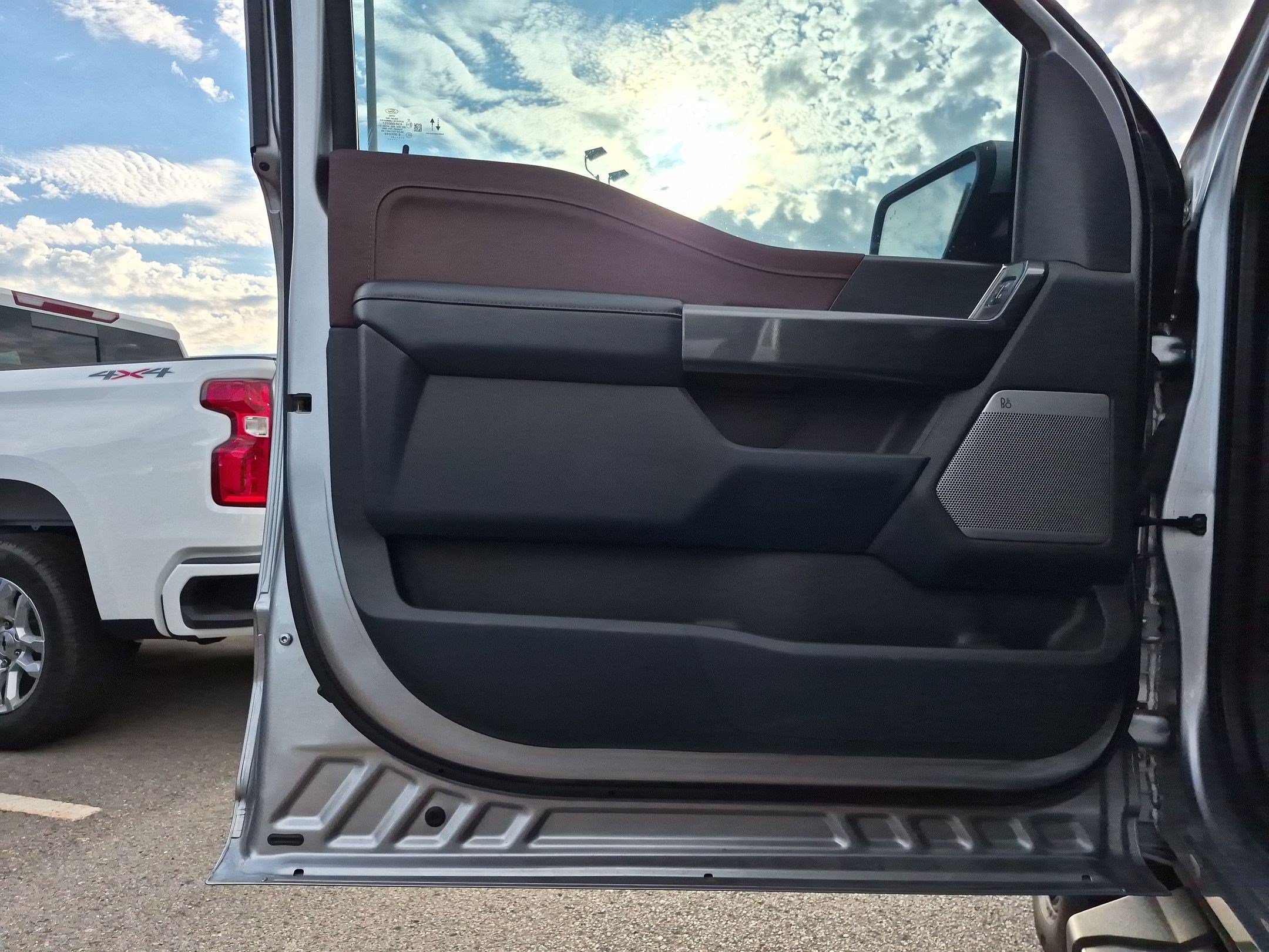 Used 2021 Ford F150 Lariat w/ Equipment Group 502A High AWD/4WD image 12