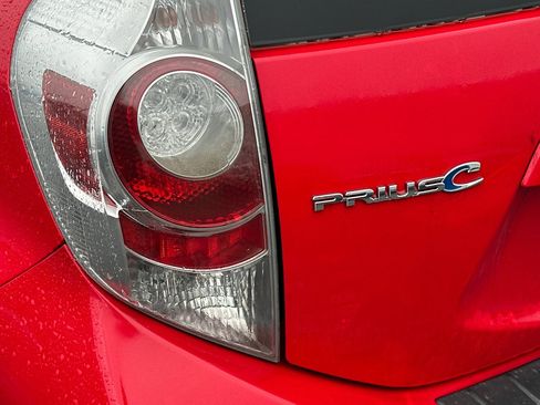 Used 2012 Toyota Prius C Four w/ Preferred Accessory Pkg #1 image 6