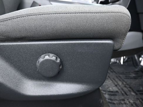 Used 2022 Ford F150 XLT image 12