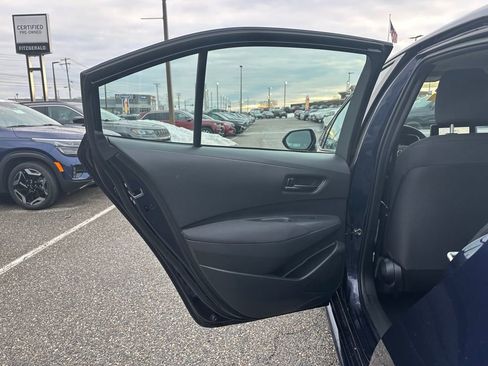 Used 2023 Toyota Corolla LE image 9