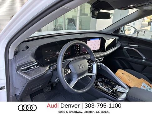Used 2025 Audi Q5 Premium w/ Convenience Package AWD/4WD image 9