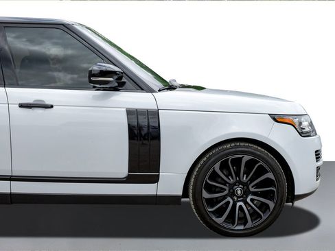 Used 2017 Land Rover Range Rover Supercharged image 7