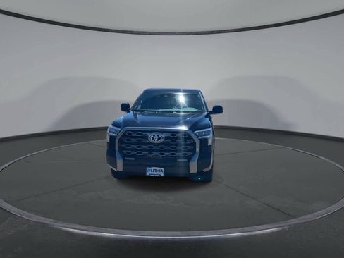 Used 2024 Toyota Tundra Platinum AWD/4WD image 4