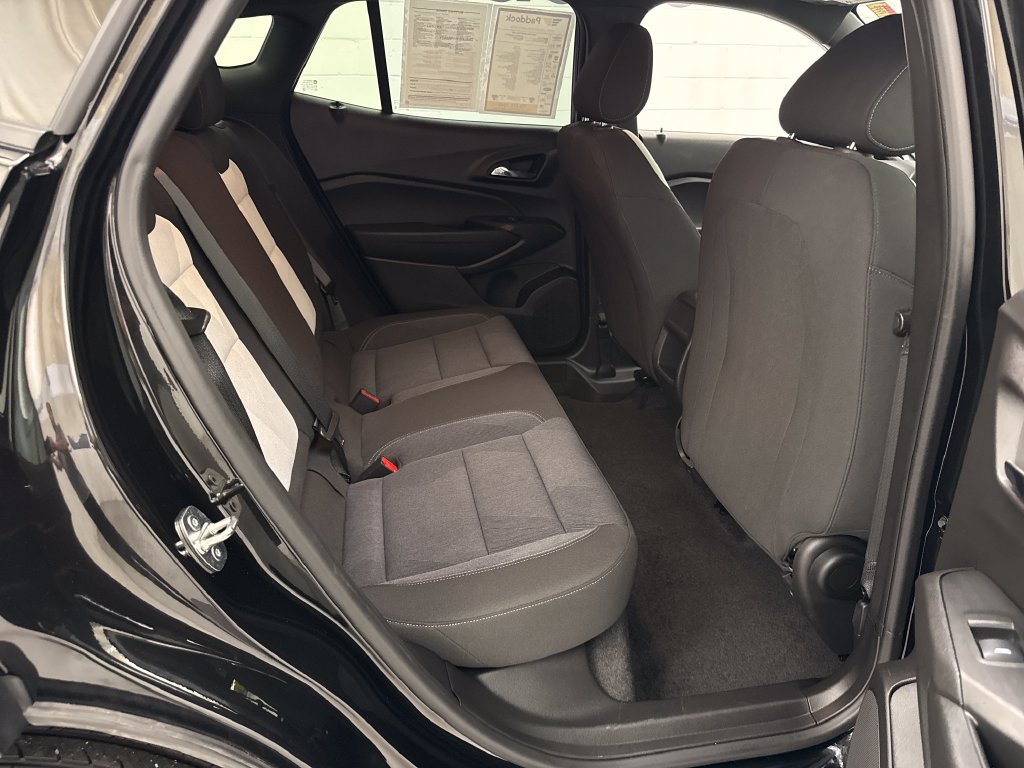 Used 2024 Chevrolet Trax RS w/ Driver Confidence Package FWD image 23