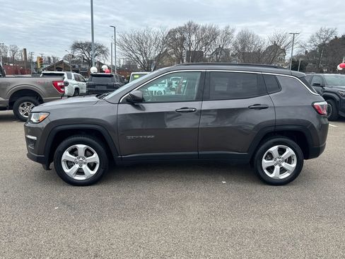 Used 2018 Jeep Compass Latitude w/ Popular Equipment Group image 4