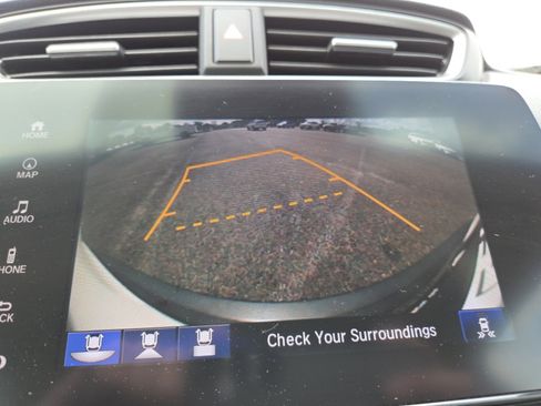 Used 2017 Honda CR-V Touring image 9