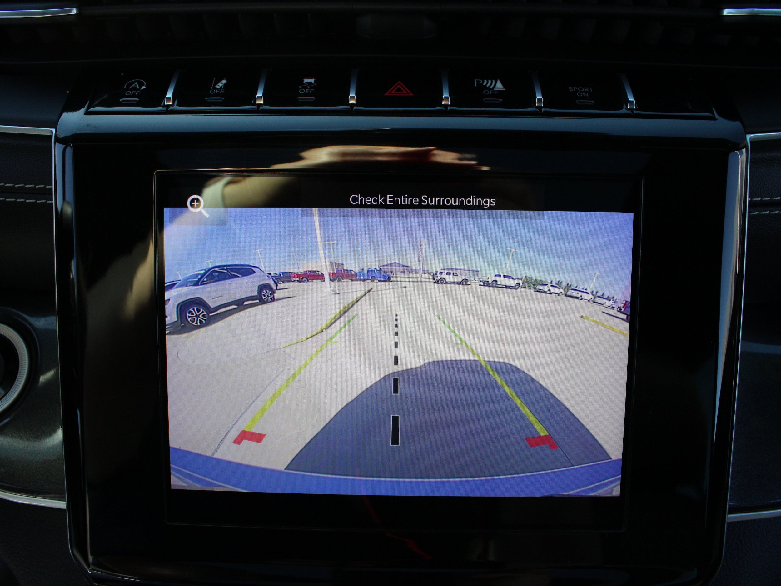 Used 2022 Jeep Grand Cherokee Altitude AWD/4WD image 28