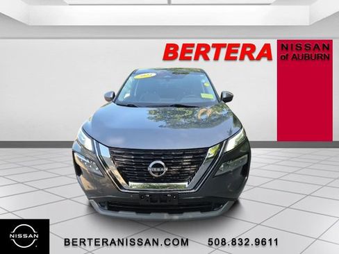 Used 2023 Nissan Rogue SV AWD/4WD image 3