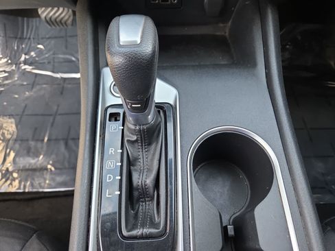 Used 2022 Nissan Altima 2.5 SV FWD image 25