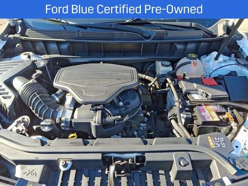 Used 2017 Cadillac XT5 Luxury w/ Driver Awareness Package image 31