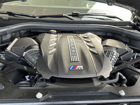 Certified 2023 BMW X6 M image 32