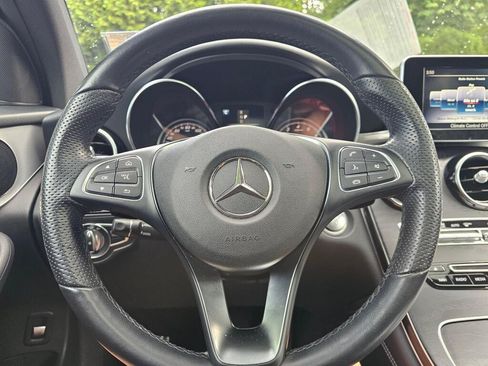 Used 2019 Mercedes-Benz GLC 300 4MATIC image 26
