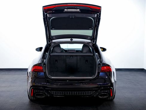 Used 2024 Audi RS 7 Performance image 12