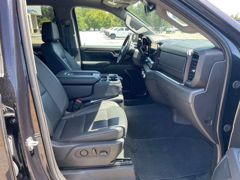 Used 2025 GMC Sierra 1500 SLT AWD/4WD image 38