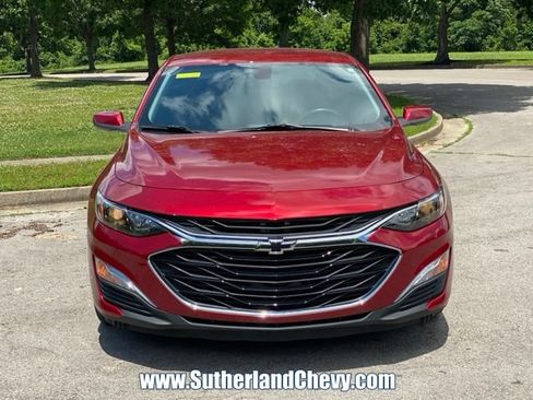 Used 2021 Chevrolet Malibu RS FWD image 2