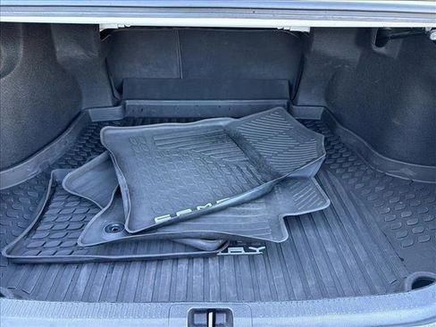 Used 2020 Toyota Camry LE image 25