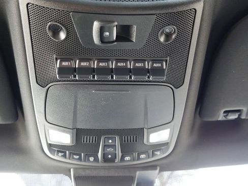 Used 2019 Ford F150 Raptor w/ Equipment Group 802A Luxury AWD/4WD image 22