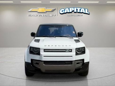 Used 2023 Land Rover Defender 130 X-Dynamic SE AWD/4WD image 8